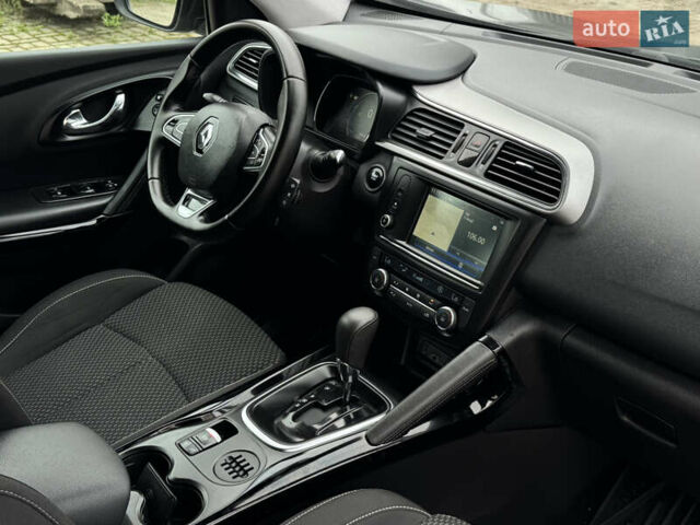 Синий Рено Kadjar, объемом двигателя 1.5 л и пробегом 215 тыс. км за 13750 $, фото 40 на Automoto.ua