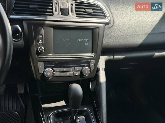 Синій Рено Kadjar, об'ємом двигуна 1.5 л та пробігом 215 тис. км за 13950 $, фото 43 на Automoto.ua