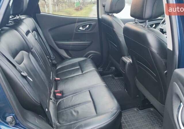 Синий Рено Kadjar, объемом двигателя 1.46 л и пробегом 199 тыс. км за 14700 $, фото 34 на Automoto.ua