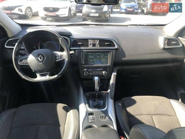 Синий Рено Kadjar, объемом двигателя 1.46 л и пробегом 185 тыс. км за 15300 $, фото 9 на Automoto.ua