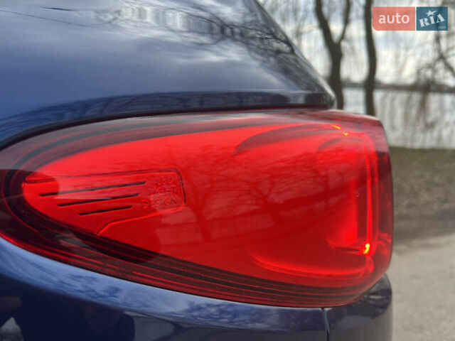 Синій Рено Kadjar, об'ємом двигуна 1.5 л та пробігом 226 тис. км за 14500 $, фото 11 на Automoto.ua