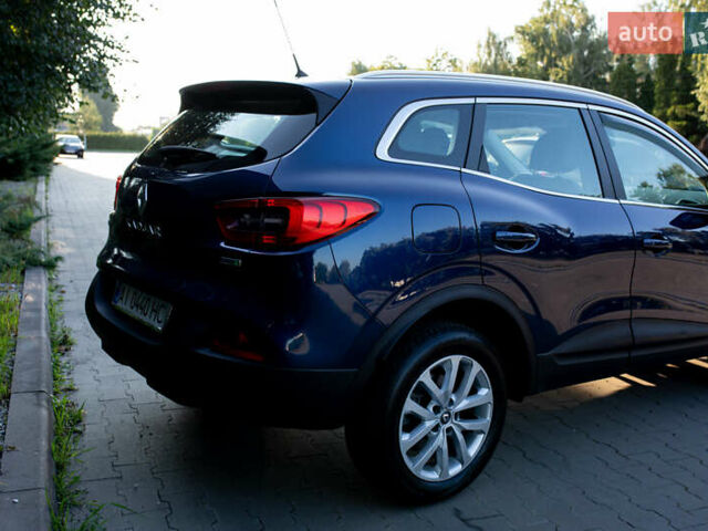 Синий Рено Kadjar, объемом двигателя 1.46 л и пробегом 86 тыс. км за 18600 $, фото 3 на Automoto.ua