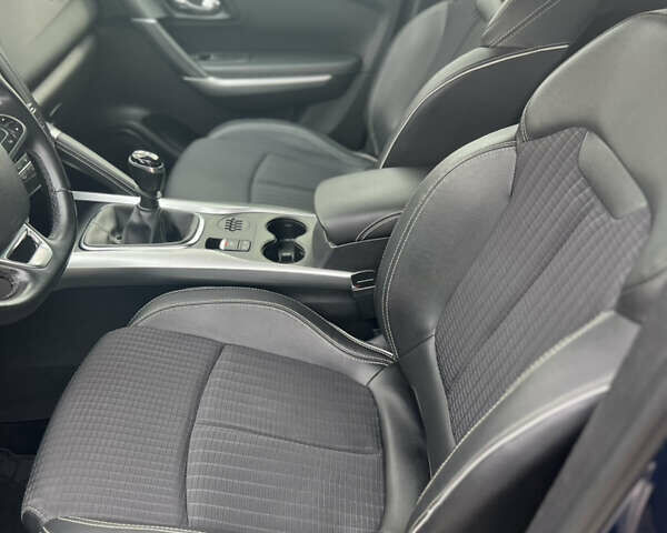Синій Рено Kadjar, об'ємом двигуна 1.5 л та пробігом 226 тис. км за 14500 $, фото 18 на Automoto.ua