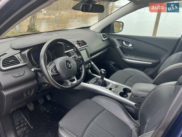 Синій Рено Kadjar, об'ємом двигуна 1.5 л та пробігом 226 тис. км за 14500 $, фото 13 на Automoto.ua