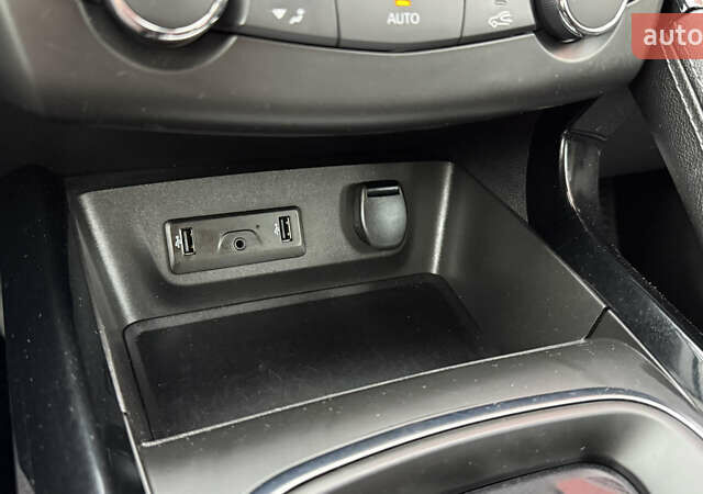 Синий Рено Kadjar, объемом двигателя 1.46 л и пробегом 262 тыс. км за 13300 $, фото 34 на Automoto.ua