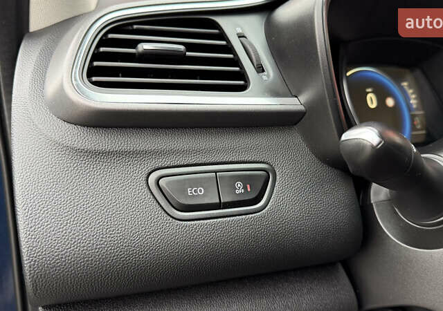 Синий Рено Kadjar, объемом двигателя 1.46 л и пробегом 262 тыс. км за 13300 $, фото 26 на Automoto.ua