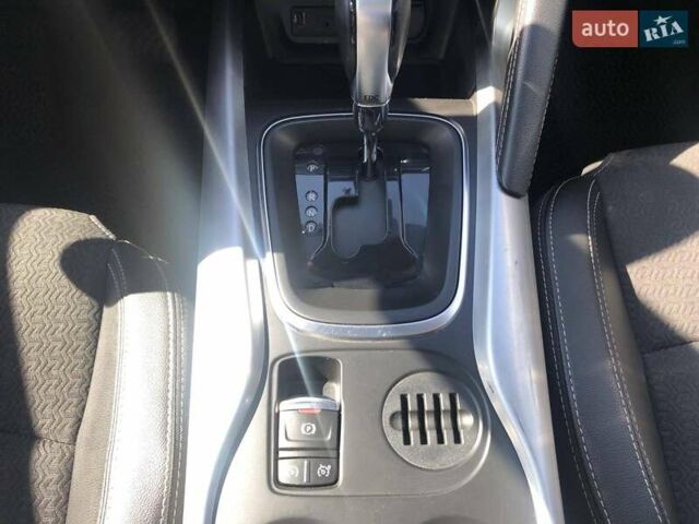 Синий Рено Kadjar, объемом двигателя 1.46 л и пробегом 185 тыс. км за 15300 $, фото 4 на Automoto.ua