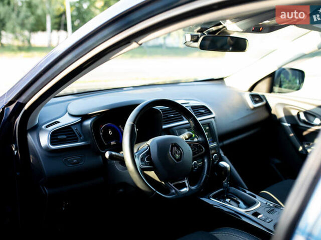 Синий Рено Kadjar, объемом двигателя 1.46 л и пробегом 86 тыс. км за 18600 $, фото 22 на Automoto.ua