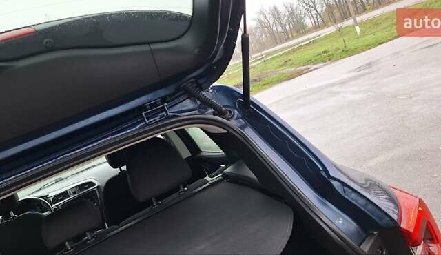 Синий Рено Kadjar, объемом двигателя 1.5 л и пробегом 188 тыс. км за 15500 $, фото 18 на Automoto.ua