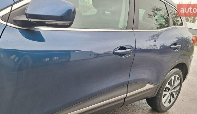 Синий Рено Kadjar, объемом двигателя 1.5 л и пробегом 188 тыс. км за 15500 $, фото 87 на Automoto.ua