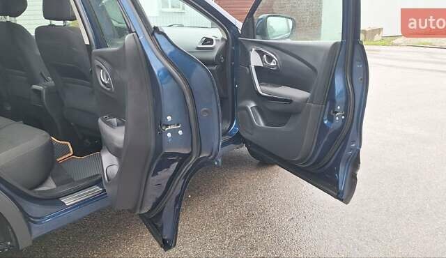 Синий Рено Kadjar, объемом двигателя 1.5 л и пробегом 188 тыс. км за 15500 $, фото 80 на Automoto.ua