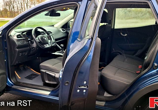 Синий Рено Kadjar, объемом двигателя 1.5 л и пробегом 188 тыс. км за 15500 $, фото 8 на Automoto.ua