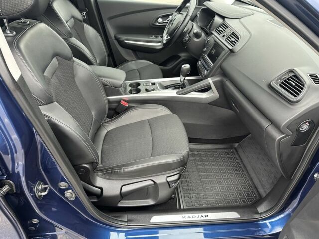 Синий Рено Kadjar, объемом двигателя 1.2 л и пробегом 132 тыс. км за 13250 $, фото 14 на Automoto.ua