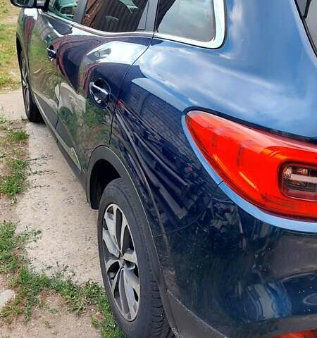Синий Рено Kadjar, объемом двигателя 1.5 л и пробегом 198 тыс. км за 14000 $, фото 1 на Automoto.ua