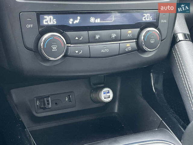 Синий Рено Kadjar, объемом двигателя 1.46 л и пробегом 198 тыс. км за 16390 $, фото 26 на Automoto.ua