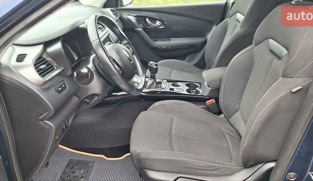 Синий Рено Kadjar, объемом двигателя 1.5 л и пробегом 188 тыс. км за 15500 $, фото 50 на Automoto.ua