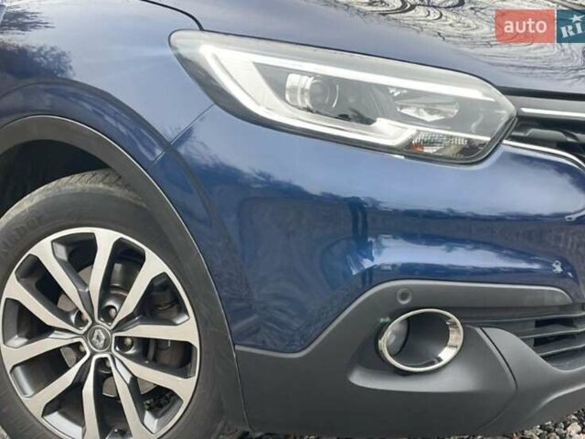 Синий Рено Kadjar, объемом двигателя 1.5 л и пробегом 198 тыс. км за 14000 $, фото 4 на Automoto.ua