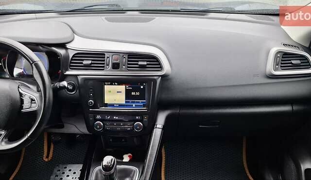 Синий Рено Kadjar, объемом двигателя 1.5 л и пробегом 188 тыс. км за 15500 $, фото 81 на Automoto.ua