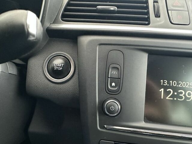 Синий Рено Kadjar, объемом двигателя 1.2 л и пробегом 132 тыс. км за 13250 $, фото 16 на Automoto.ua