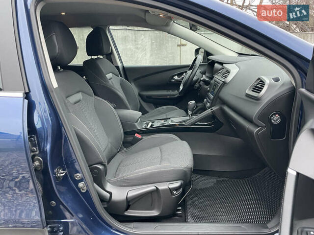 Синий Рено Kadjar, объемом двигателя 1.46 л и пробегом 198 тыс. км за 16390 $, фото 14 на Automoto.ua