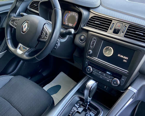 Синий Рено Kadjar, объемом двигателя 1.5 л и пробегом 216 тыс. км за 15999 $, фото 56 на Automoto.ua