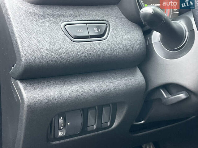 Синий Рено Kadjar, объемом двигателя 1.46 л и пробегом 198 тыс. км за 16390 $, фото 23 на Automoto.ua