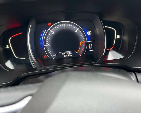 Синій Рено Kadjar, об'ємом двигуна 1.46 л та пробігом 109 тис. км за 16500 $, фото 5 на Automoto.ua