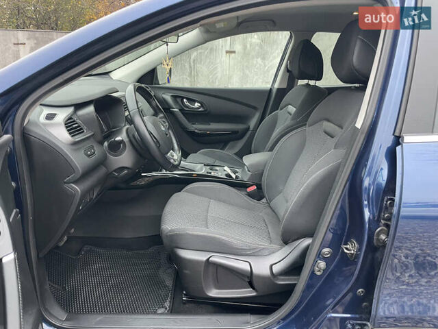 Синий Рено Kadjar, объемом двигателя 1.46 л и пробегом 198 тыс. км за 16390 $, фото 11 на Automoto.ua