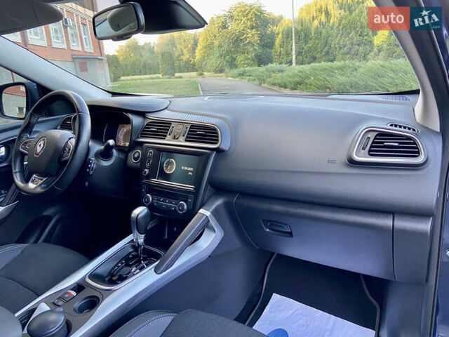 Синий Рено Kadjar, объемом двигателя 1.5 л и пробегом 216 тыс. км за 15950 $, фото 53 на Automoto.ua