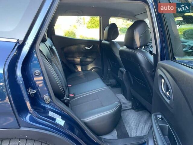 Синий Рено Kadjar, объемом двигателя 1.46 л и пробегом 260 тыс. км за 15300 $, фото 9 на Automoto.ua