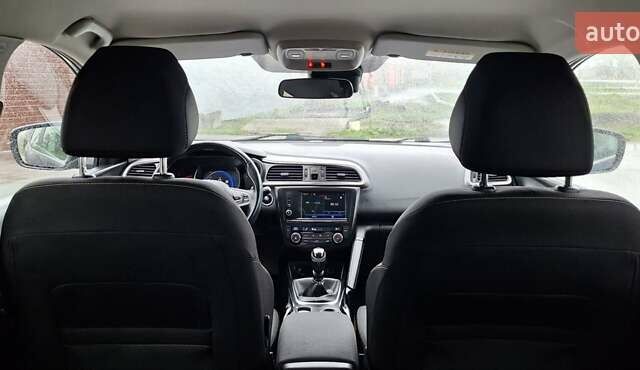 Синий Рено Kadjar, объемом двигателя 1.5 л и пробегом 188 тыс. км за 15500 $, фото 9 на Automoto.ua