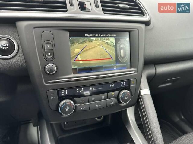 Синий Рено Kadjar, объемом двигателя 1.2 л и пробегом 132 тыс. км за 13950 $, фото 35 на Automoto.ua