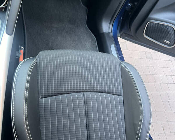 Синий Рено Kadjar, объемом двигателя 1.2 л и пробегом 105 тыс. км за 14990 $, фото 17 на Automoto.ua