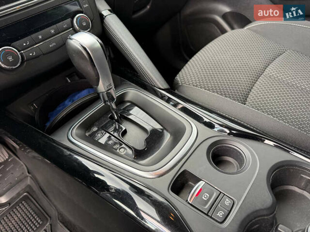Синий Рено Kadjar, объемом двигателя 1.46 л и пробегом 202 тыс. км за 16999 $, фото 39 на Automoto.ua