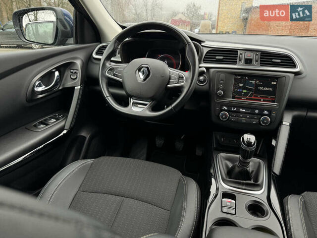 Синий Рено Kadjar, объемом двигателя 1.6 л и пробегом 178 тыс. км за 16900 $, фото 27 на Automoto.ua