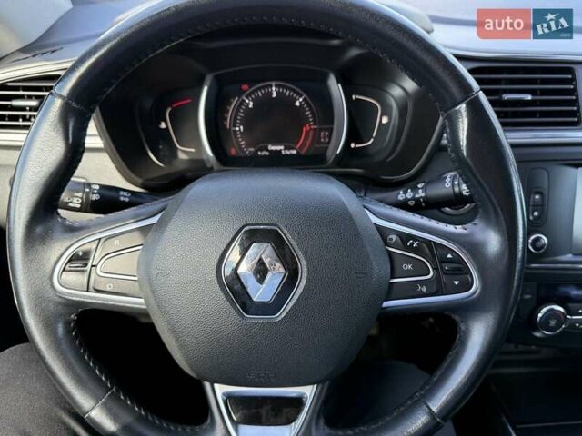 Синий Рено Kadjar, объемом двигателя 1.46 л и пробегом 218 тыс. км за 15600 $, фото 20 на Automoto.ua