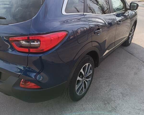 Синий Рено Kadjar, объемом двигателя 1.6 л и пробегом 170 тыс. км за 16700 $, фото 4 на Automoto.ua
