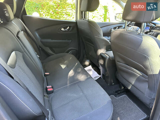 Синий Рено Kadjar, объемом двигателя 1.5 л и пробегом 171 тыс. км за 17700 $, фото 27 на Automoto.ua