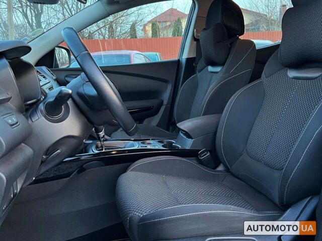 Синий Рено Kadjar, объемом двигателя 1.5 л и пробегом 197 тыс. км за 16700 $, фото 8 на Automoto.ua