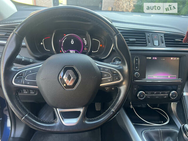 Синий Рено Kadjar, объемом двигателя 1.2 л и пробегом 105 тыс. км за 14990 $, фото 15 на Automoto.ua