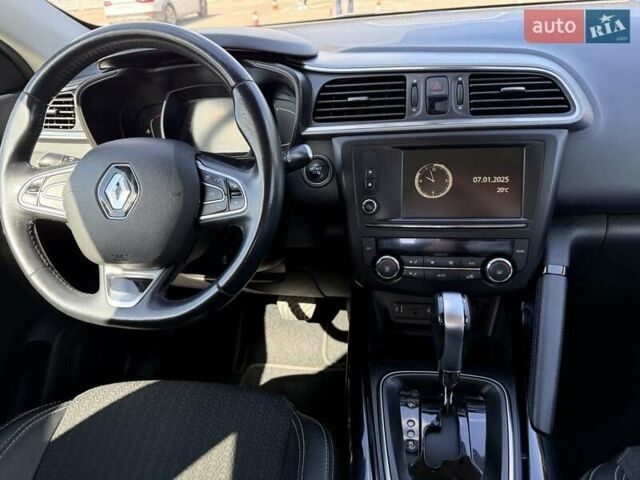 Синий Рено Kadjar, объемом двигателя 1.46 л и пробегом 218 тыс. км за 15600 $, фото 28 на Automoto.ua