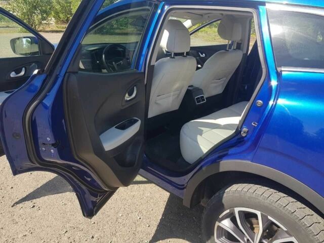 Синий Рено Kadjar, объемом двигателя 1.6 л и пробегом 150 тыс. км за 18712 $, фото 5 на Automoto.ua