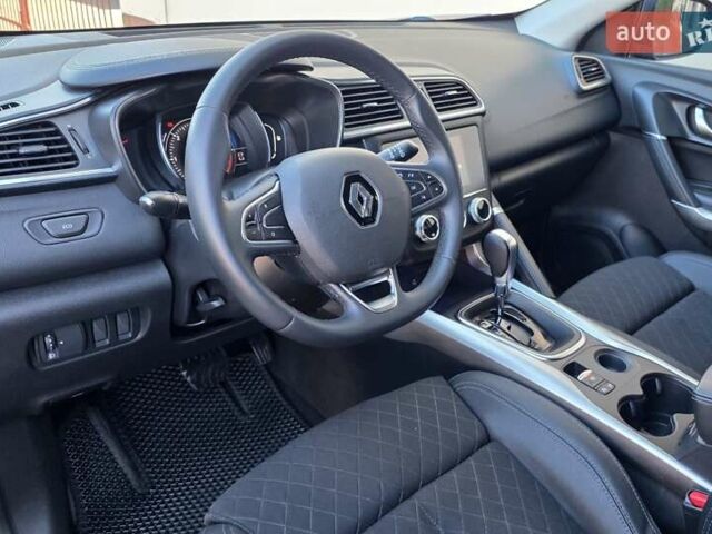 Синий Рено Kadjar, объемом двигателя 1.46 л и пробегом 69 тыс. км за 20400 $, фото 25 на Automoto.ua