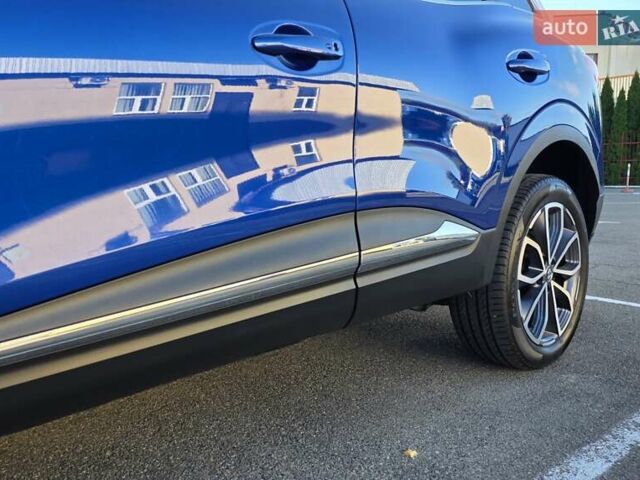 Синий Рено Kadjar, объемом двигателя 1.46 л и пробегом 69 тыс. км за 20400 $, фото 18 на Automoto.ua