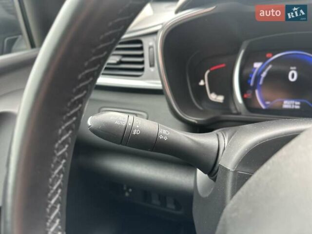 Синий Рено Kadjar, объемом двигателя 1.5 л и пробегом 98 тыс. км за 21500 $, фото 33 на Automoto.ua