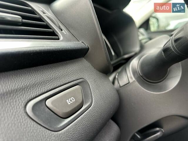 Синий Рено Kadjar, объемом двигателя 1.5 л и пробегом 98 тыс. км за 21500 $, фото 18 на Automoto.ua