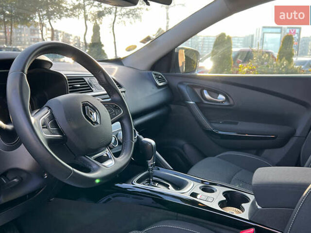 Синий Рено Kadjar, объемом двигателя 1.5 л и пробегом 135 тыс. км за 19200 $, фото 9 на Automoto.ua