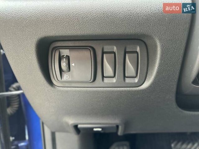 Синий Рено Kadjar, объемом двигателя 1.5 л и пробегом 98 тыс. км за 21500 $, фото 17 на Automoto.ua