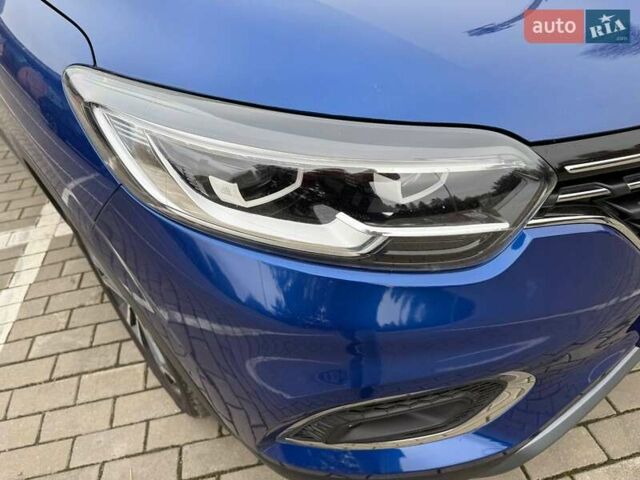 Синий Рено Kadjar, объемом двигателя 1.5 л и пробегом 185 тыс. км за 20300 $, фото 1 на Automoto.ua