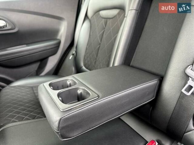 Синий Рено Kadjar, объемом двигателя 1.5 л и пробегом 98 тыс. км за 21500 $, фото 20 на Automoto.ua